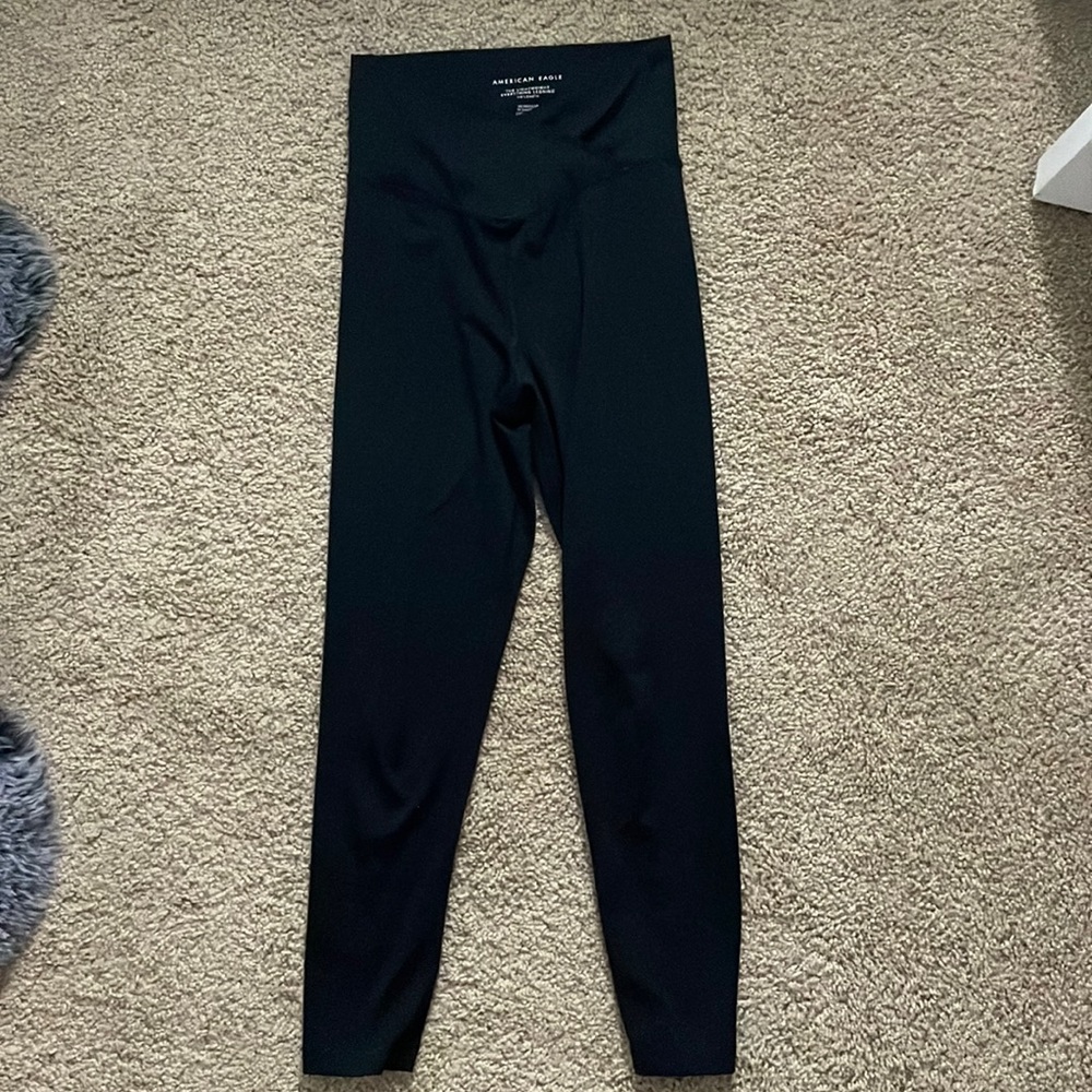 American Eagle crossover leggings